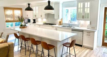 Experience The Retreat Home with hot tub and EV charge