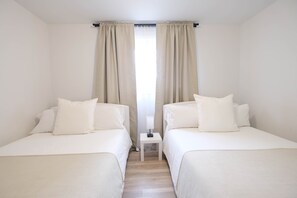 3 chambres, bureau, fer et planche à repasser, Wi-Fi gratuit