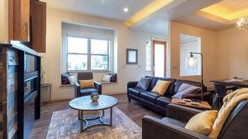 Smart TV, fireplace, offices