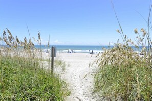 Am Strand, Liegestühle