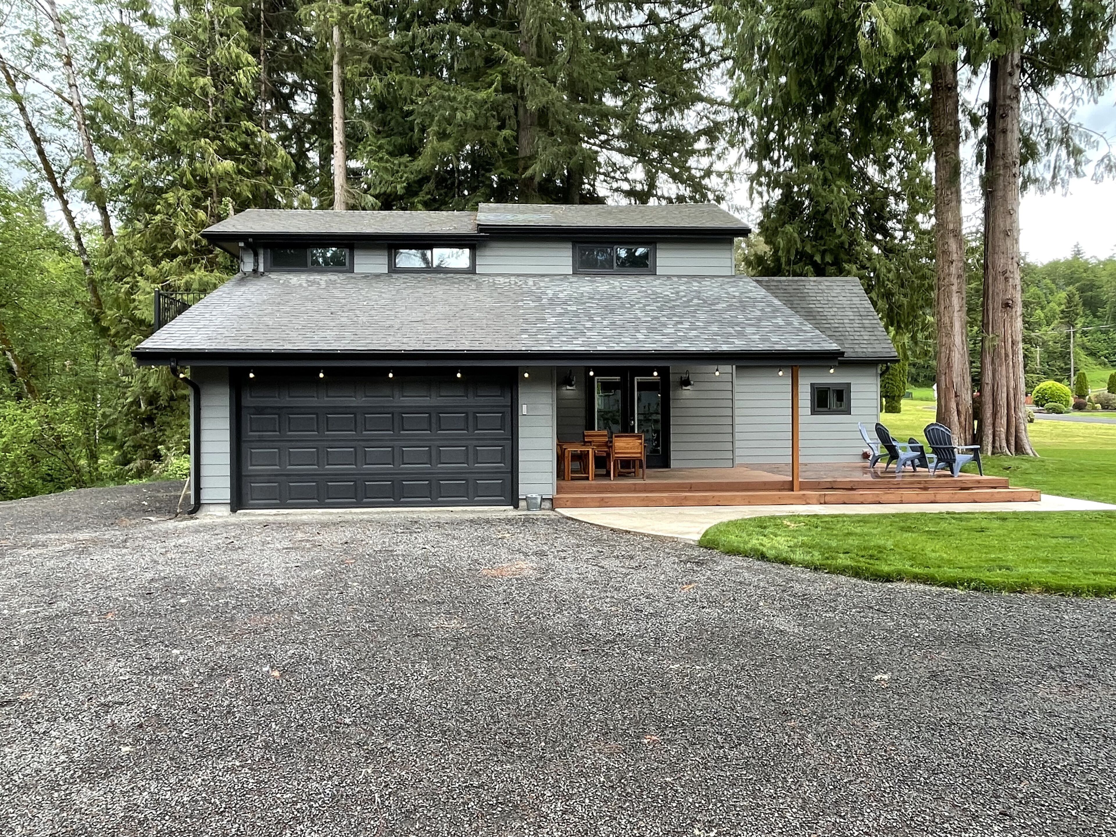 House at Lake Mayfield