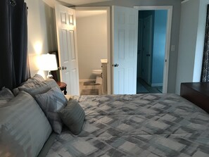 4 chambres, bureau, accès au Wi-Fi (inclus), literie fournie