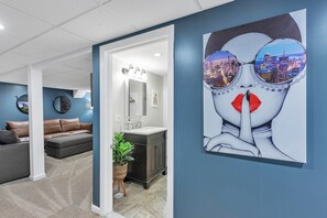Interior - Walk to shopping, Charming Modern European cottage with huge deck (Birmingham)