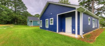 Deja Blue by Heartwood | 10 Mins to Downtown