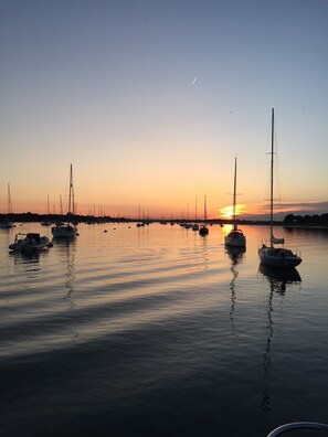 Pool - Stunning family home 100m from water in a beautiful Sussex village (Bosham)