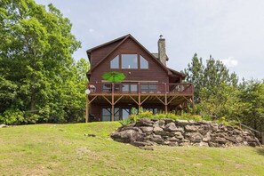Exterior - GrandView Cabin|Sleeps10|Close to LL and Chimney R (Mill Spring)