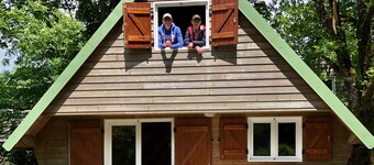 Chalet Dans le Parc D'un Manoir du Xixème