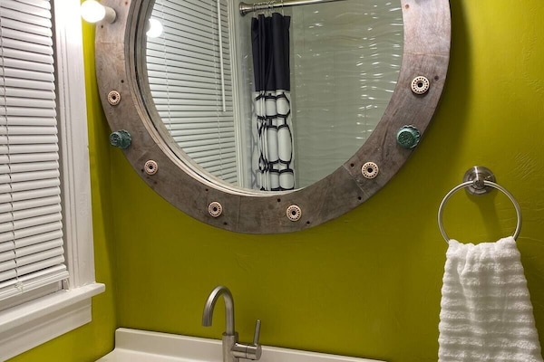 Common bathroom