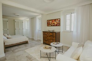 5 bedrooms