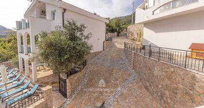 Villa Leona