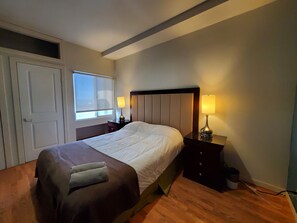 2 bedrooms, desk, iron/ironing board, free WiFi