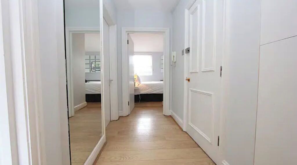 2 bedrooms, in-room safe, iron/ironing board, WiFi