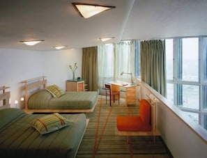 Executive Suite, 2 Queen Beds | In-room safe, desk, blackout drapes, iron/ironing board - Inn at Price Tower (Bartlesville)