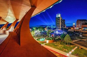 Exterior - Inn at Price Tower (Bartlesville)