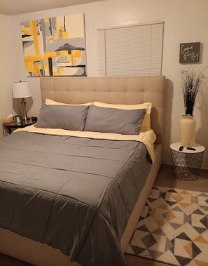 2 bedrooms, desk, iron/ironing board, free WiFi