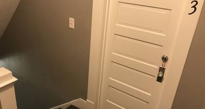 Grayhouse Inn - Room #3