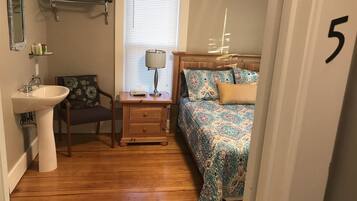 1 habitación, wifi y ropa de cama