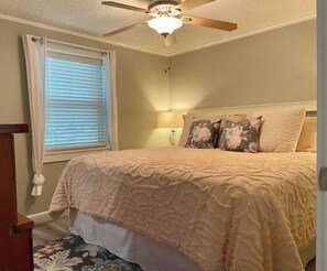 1 Schlafzimmer, Schreibtisch, Bügeleisen/Bügelbrett, kostenloses WLAN