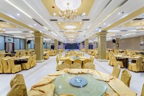 Banquet hall - Xinhaiwan Hot Spring Hotel (Houma)