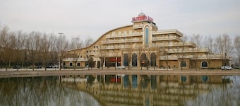 侯馬鑫海灣温泉酒店