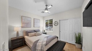 3 chambres, bureau, accès au Wi-Fi (inclus), literie fournie