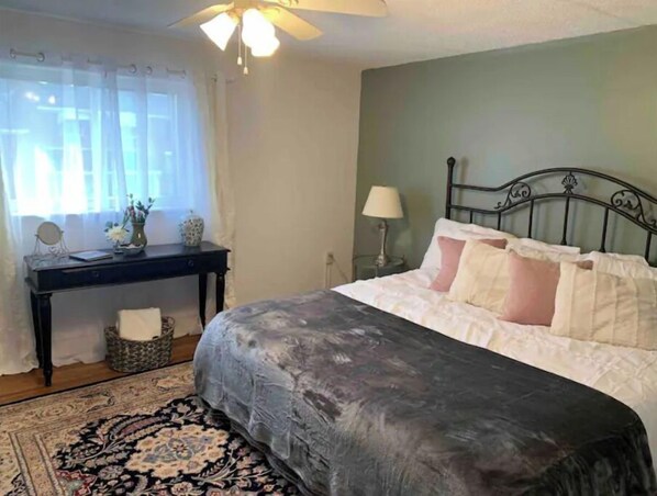 2 Schlafzimmer, Bügeleisen/Bügelbrett, WLAN, Bettwäsche