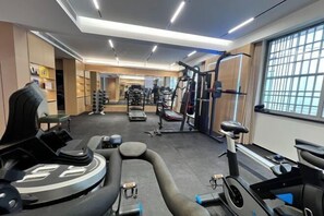 Gym - Huarong Hongfa International Hotel (People's Square) (Huarong)