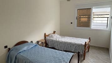 2 bedrooms