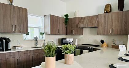 La Finca... Beautiful Countryside Home