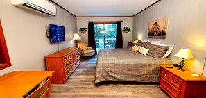 4 habitaciones, escritorio, tabla de planchar con plancha y wifi gratis