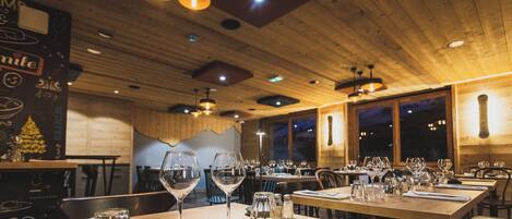 تناول الطعام