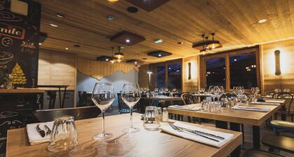 Suite avec Local à Skis | Balcon Vue Montagne | By LeaveTown