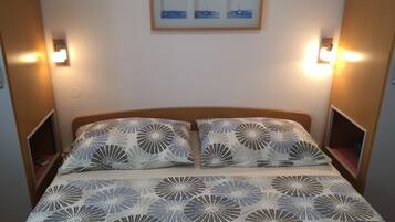 1 soveværelse, strygejern/strygebræt, internetforbindelse, sengetøj