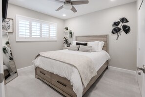 2 bedrooms, desk, iron/ironing board, travel cot