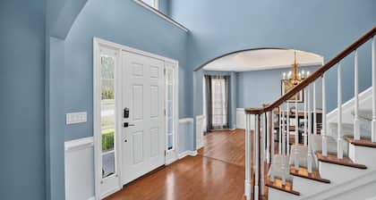 Stonecrest Home w/ Smart TVs Near Atlanta! 5 bedrooms and 4 bathrooms