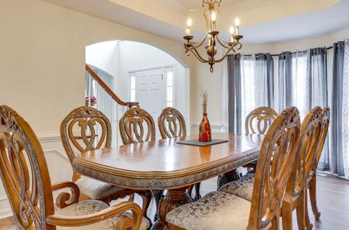 Stonecrest Home w/ Smart TVs Near Atlanta! 5 bedrooms and 4 bathrooms