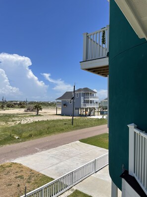 Property grounds - Beach house in West End Galveston (Galveston)