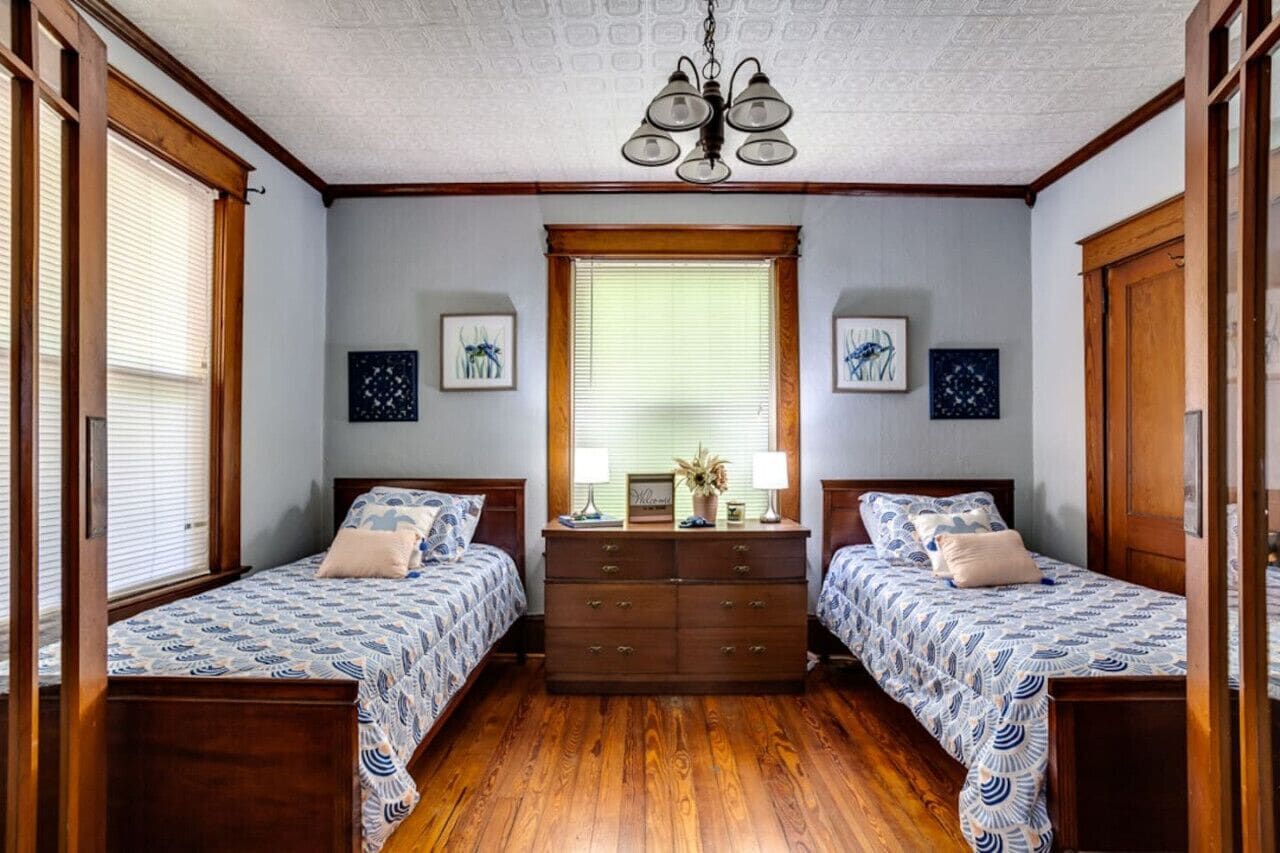 2 chambres, bureau, fer et planche à repasser, Wi-Fi gratuit