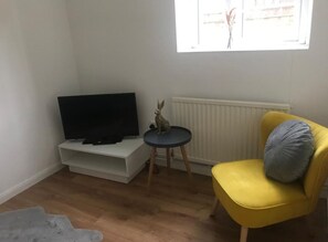 TV - ✪Family/Contractors, 4 double bed,Free parking✪ (London)