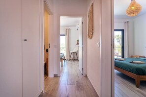 2 bedrooms, desk, WiFi, bed sheets - Surf & Beach Apartment in Aljezur by Lisbeyond (Aljezur)