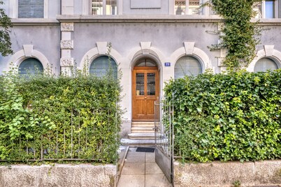 Charming Breite 3 Room w/ Washer & Storage, nr Market, by Blueground
