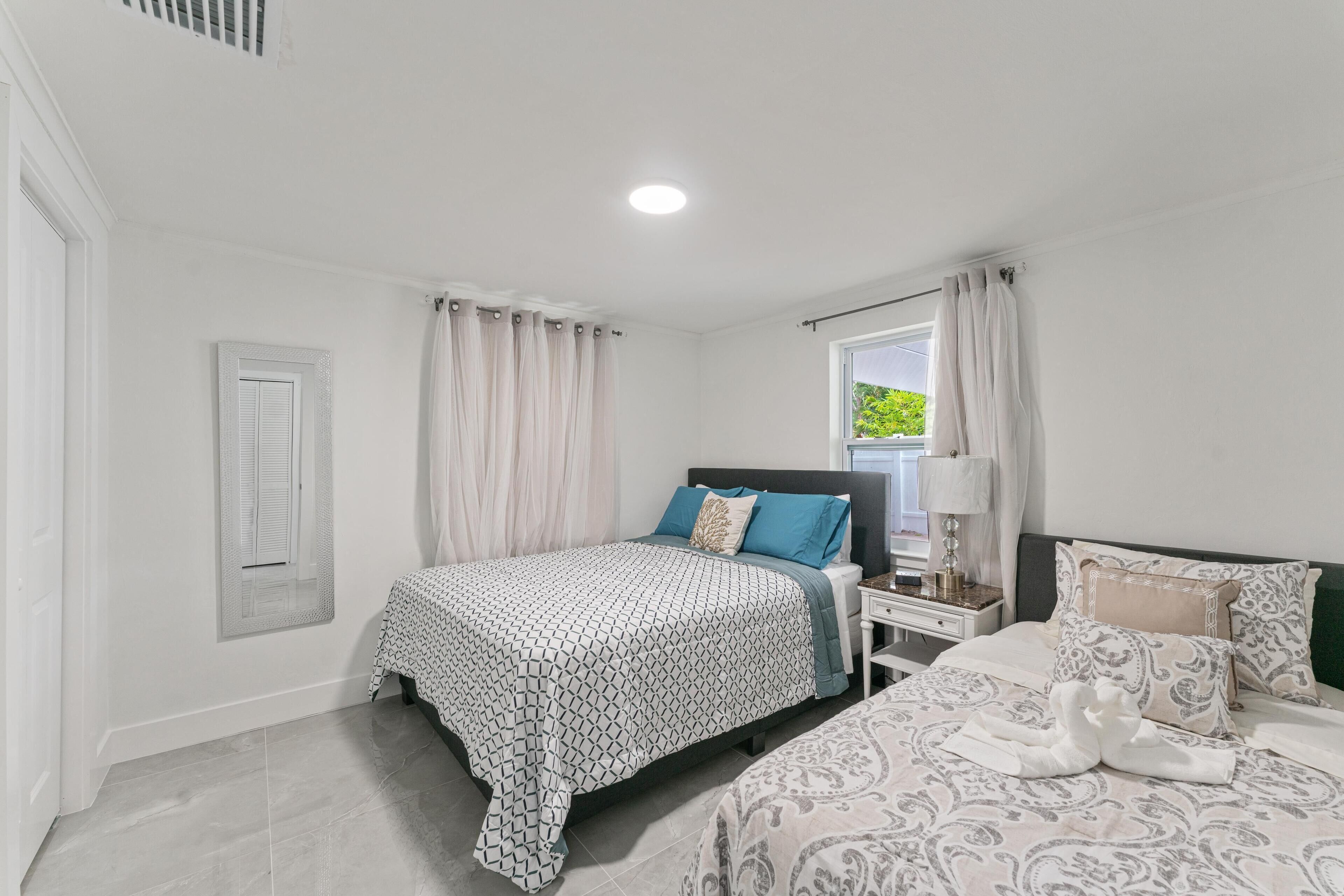 2 slaapkamers, een strijkplank/strijkijzer, gratis wifi, beddengoed