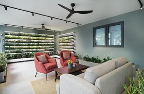 Televisión de pantalla plana de 32 pulgadas con canales digitales