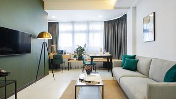 1 BEDROOM SUITE | In-room safe, iron/ironing board, free WiFi, bed sheets