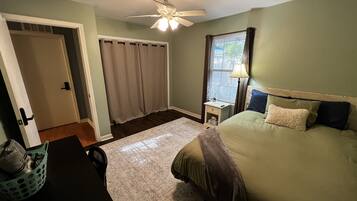 1 bedroom, desk, iron/ironing board, free WiFi