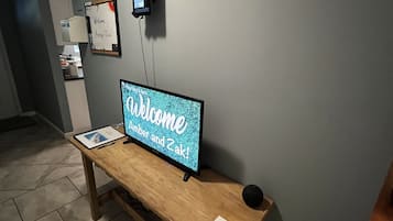 1 bedroom, desk, iron/ironing board, free WiFi