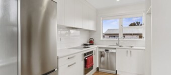 3 Bed At The Mount Close To Bayfair Shopping Mall