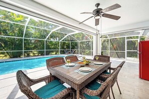 Outdoor dining