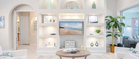 Een smart-tv en een tafeltennistafel