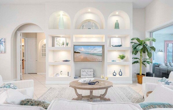 Smart TV, table tennis